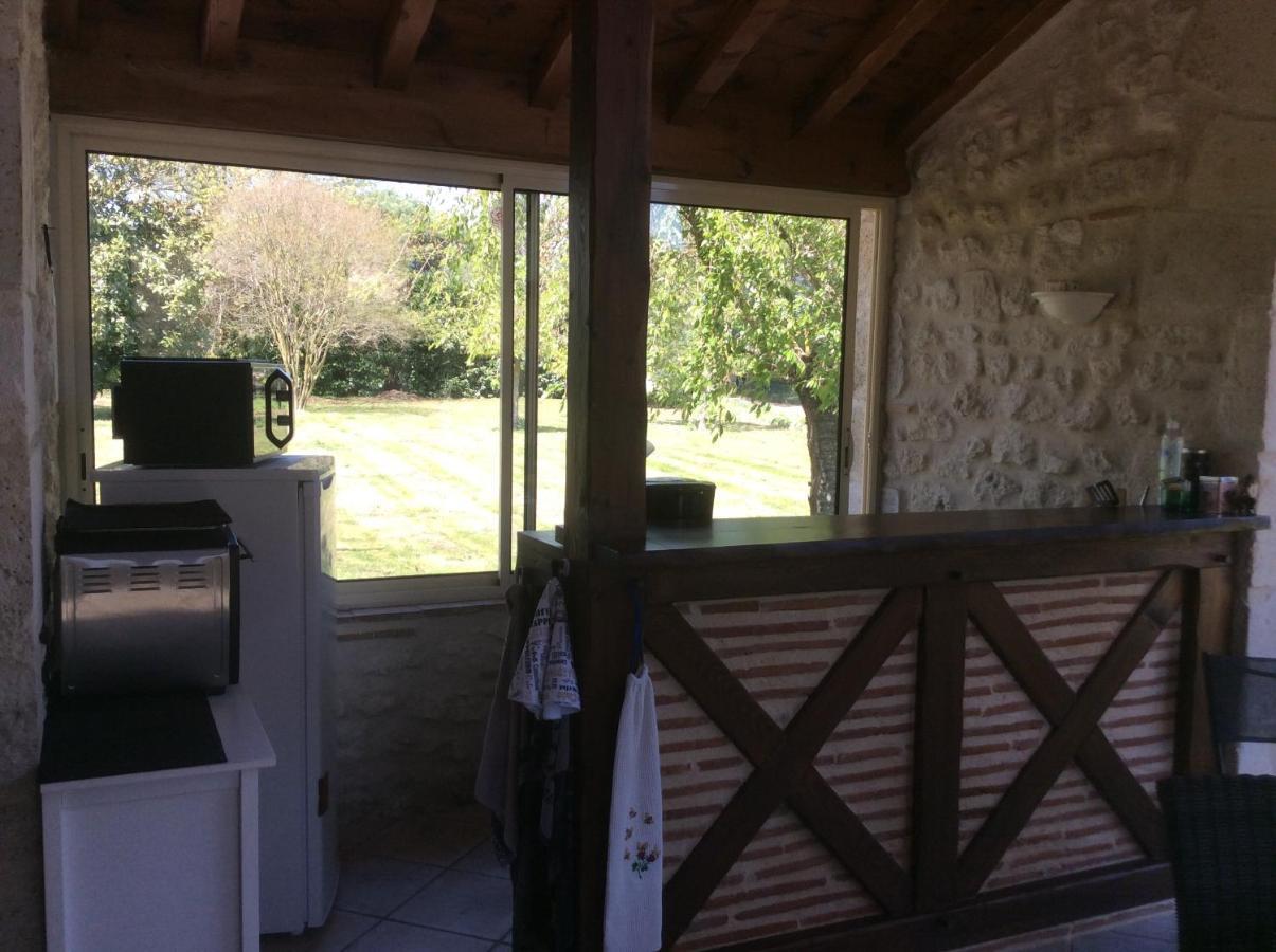 Gite Le Bois De Montpouillan Марманд Екстер'єр фото